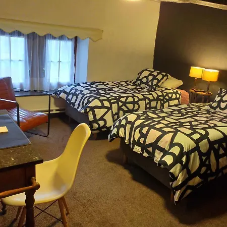 La Ferme Du Chateau Bed & Breakfast
